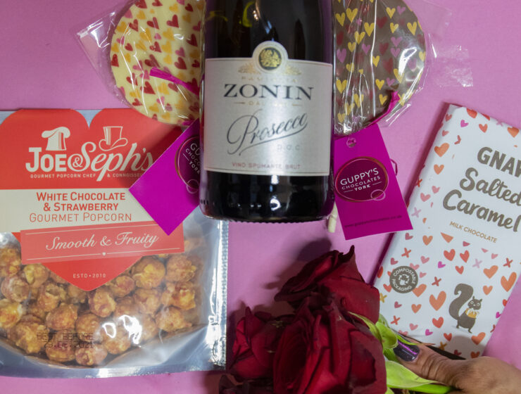 Valentine's Day Lockdown Basket Fall In Love All Over Again in 2021