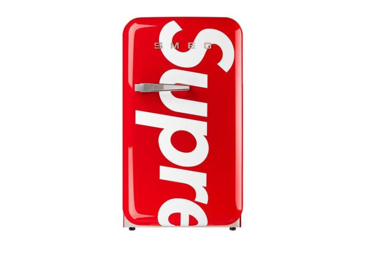 SMEG Mini Refrigerator Red
