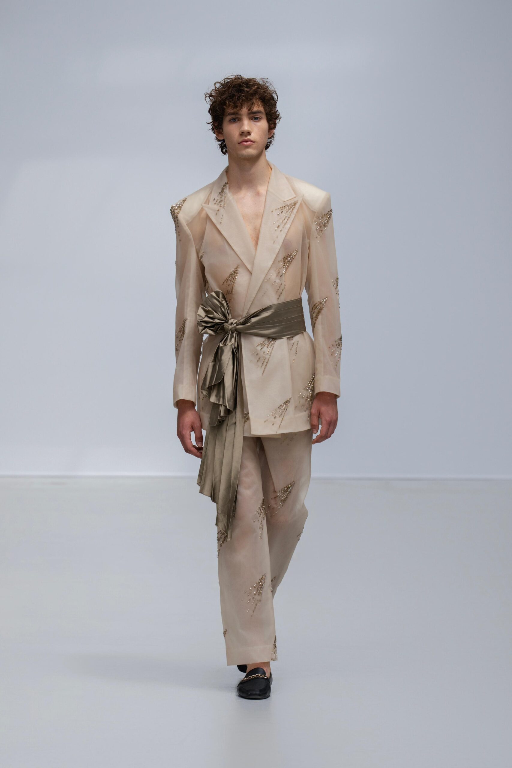 PHAN HUY Fall 2025 Couture