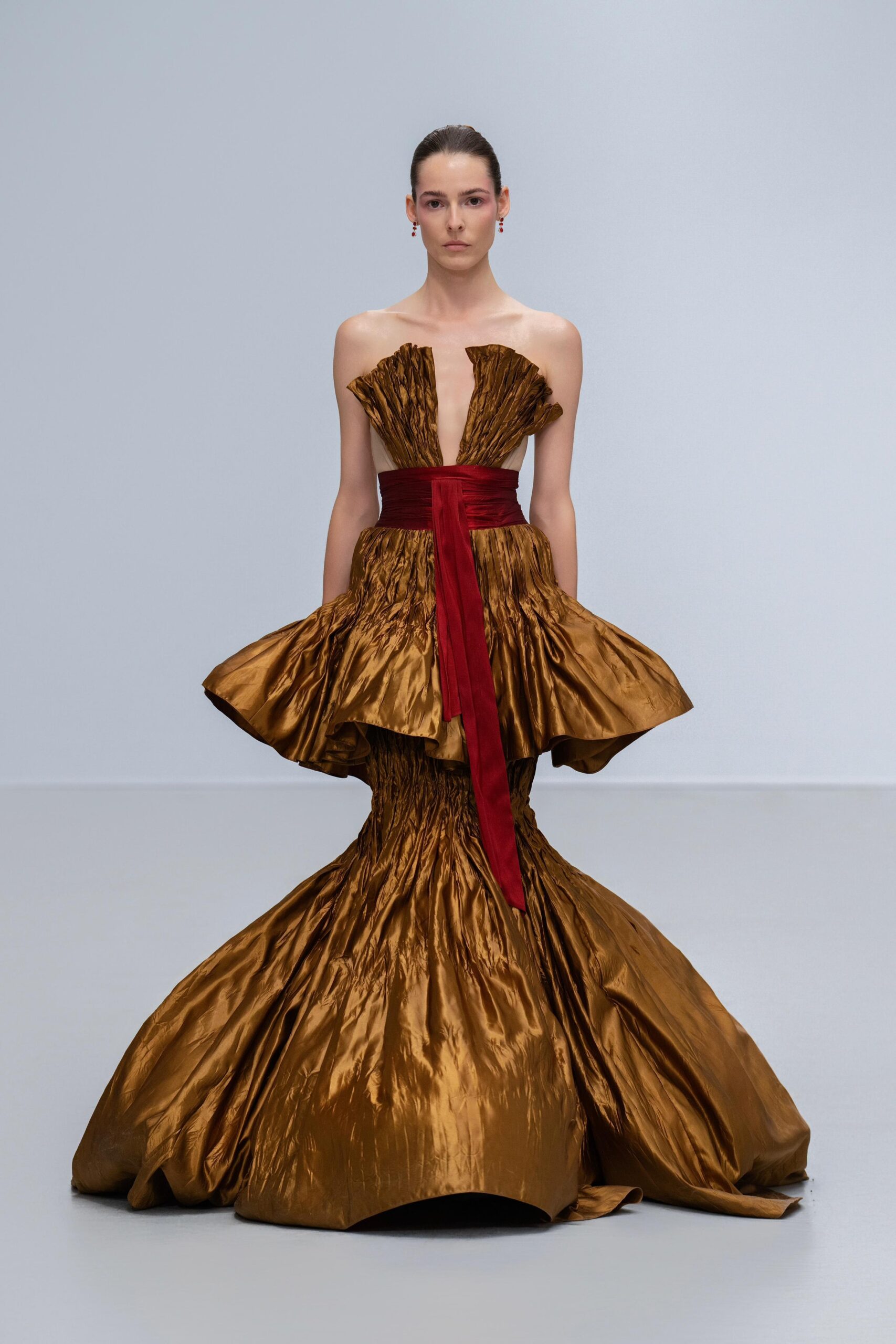 PHAN HUY Fall 2025 Couture