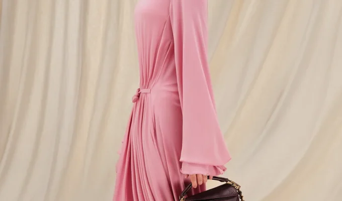 The Ramadan Edit: Fluidity, Flora, and the New Era of Modest Luxury